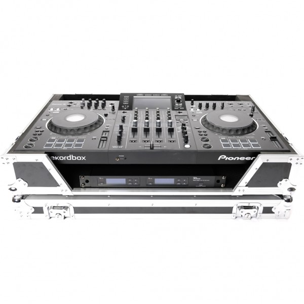 DJ CONTROLLER CASE XDJ XZ 19\'\' WHEELS